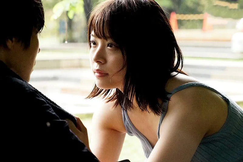 Cặp đôi 3 ngày trốn người tình đi vụng trộm nơi xa